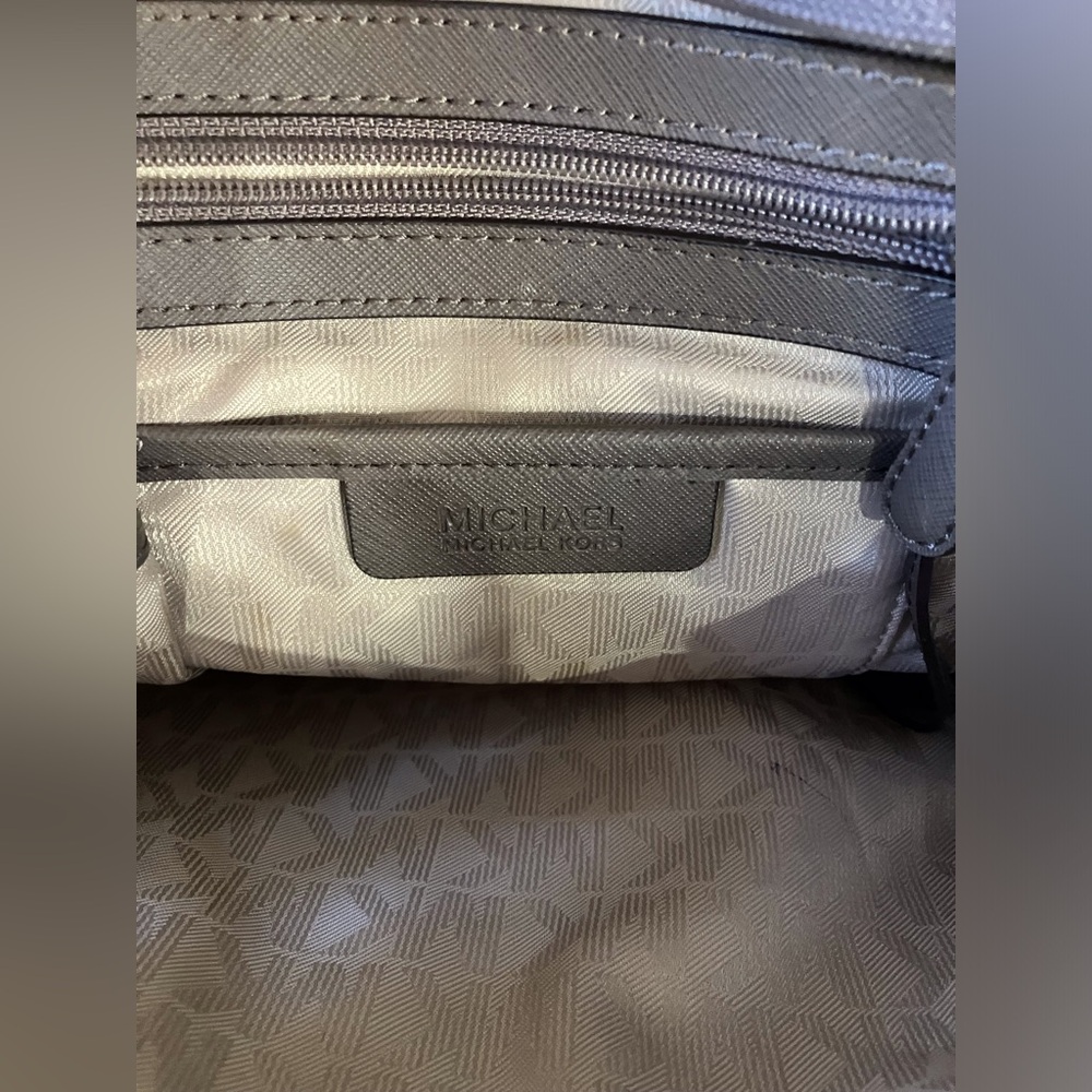 Michael by Michael Kors tote - Picture 2 of 5